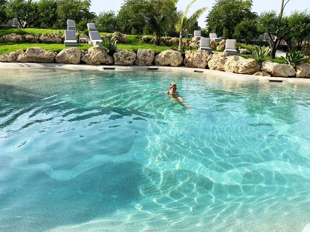 Suite Hotel L'Oasi Di Riaci (Adults Only) サンタ・ドメーニカ エクステリア 写真