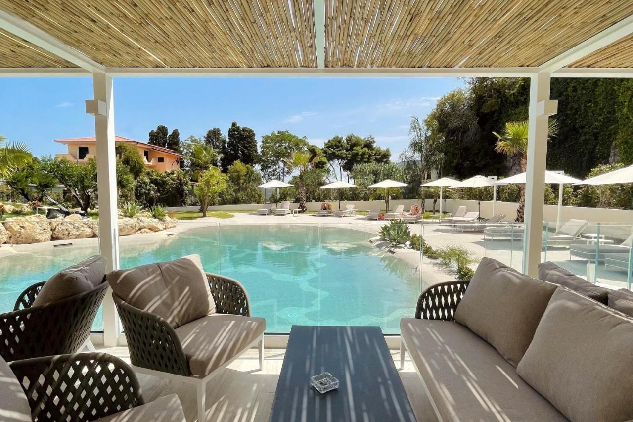 Suite Hotel L'Oasi Di Riaci (Adults Only) サンタ・ドメーニカ エクステリア 写真