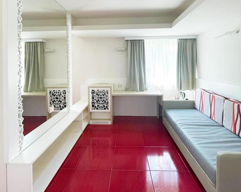 Suite Hotel L'Oasi Di Riaci (Adults Only) サンタ・ドメーニカ エクステリア 写真