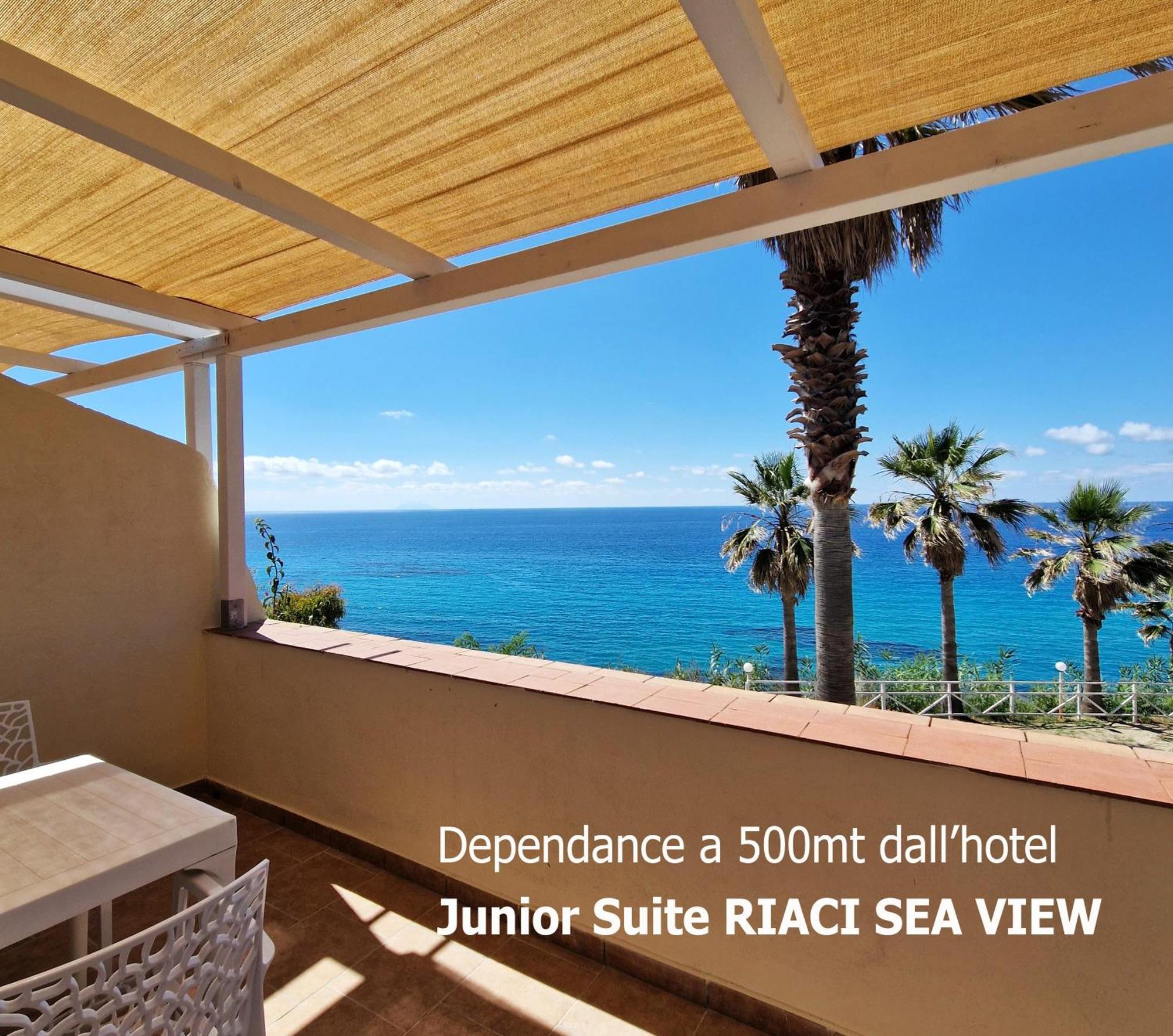 Suite Hotel L'Oasi Di Riaci (Adults Only) サンタ・ドメーニカ エクステリア 写真